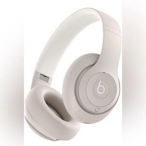 Beats Over-Ear Headphones in Cream